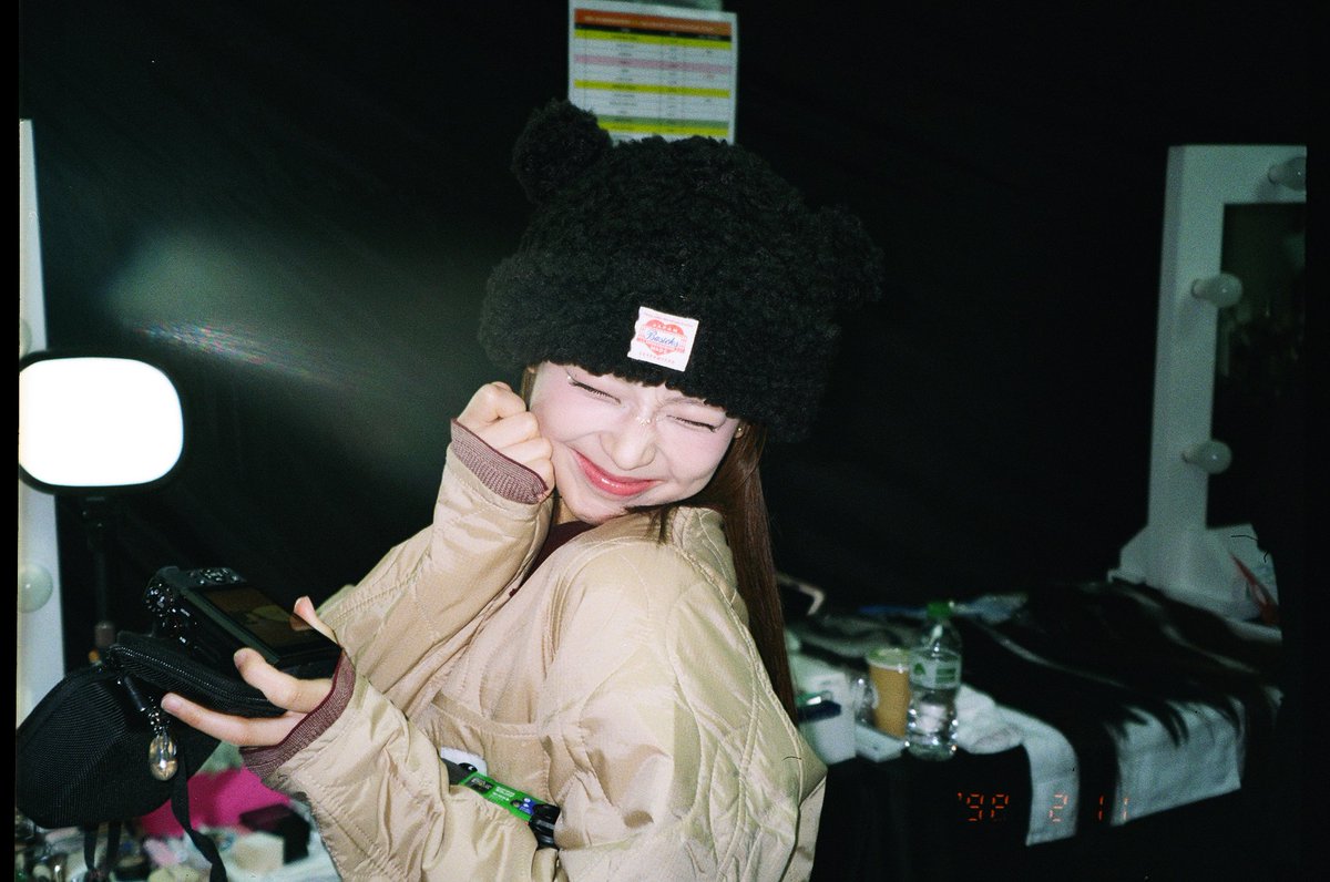 rora pics tweet media