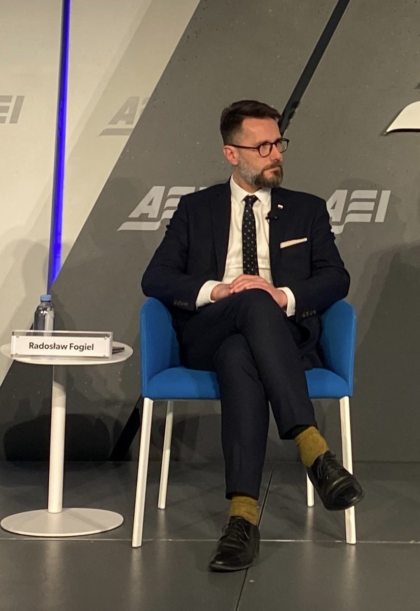 Igor Janke - Układ Otwarty tweet media