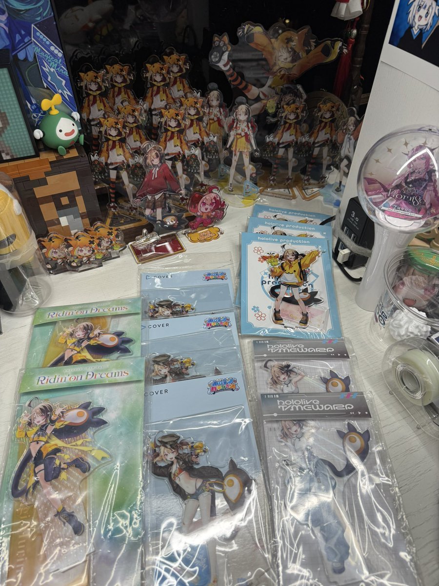 BarrySymere tweet media