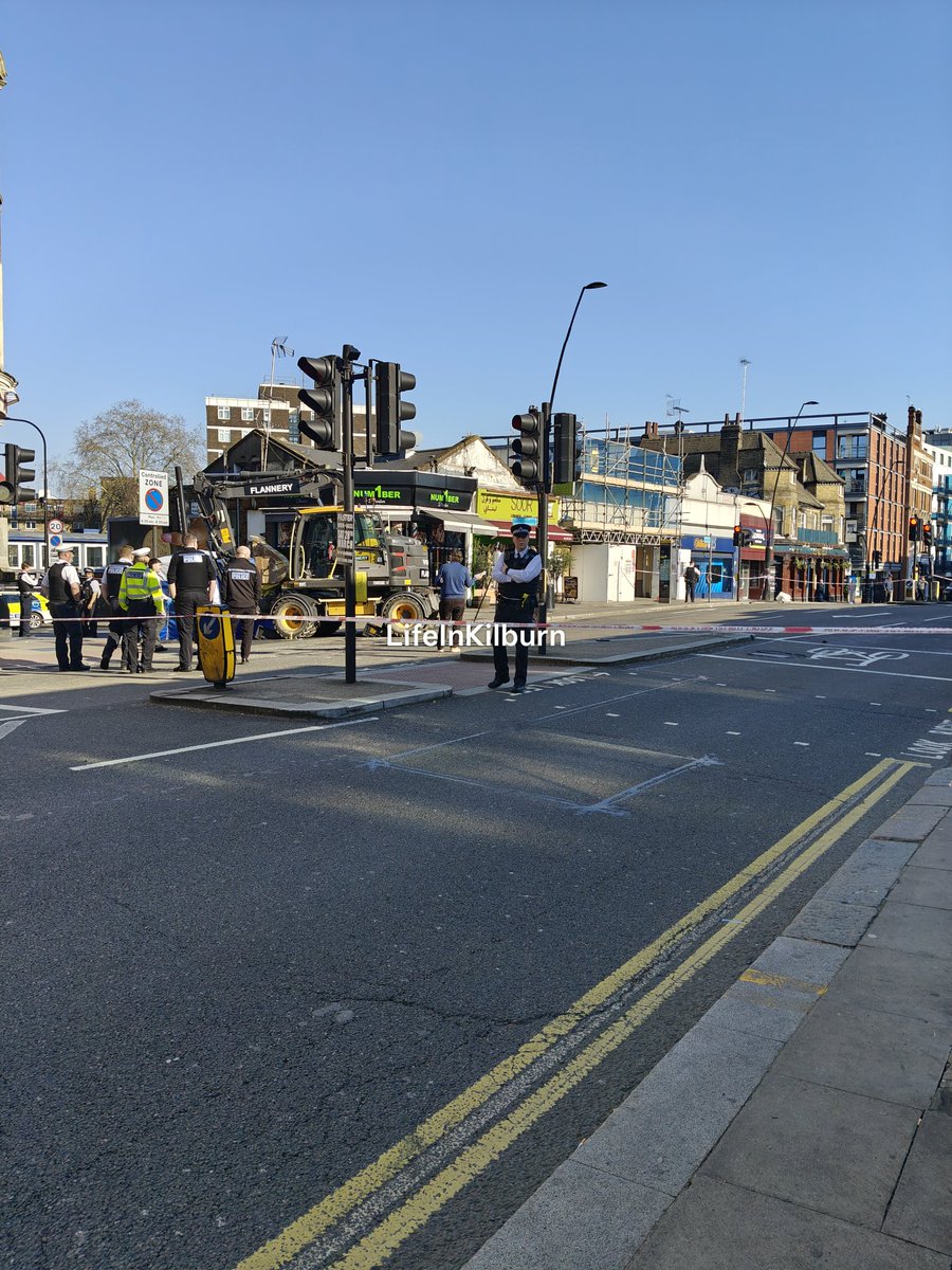 Life In Kilburn tweet media