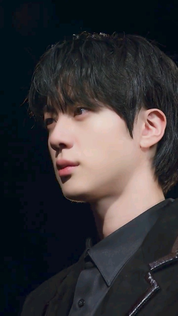 bea ★ DSYLM to 1B .ᐟ tweet media