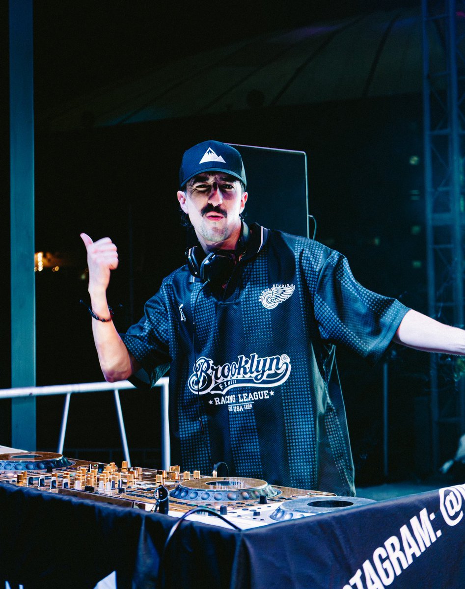 Jay Crusoe tweet media