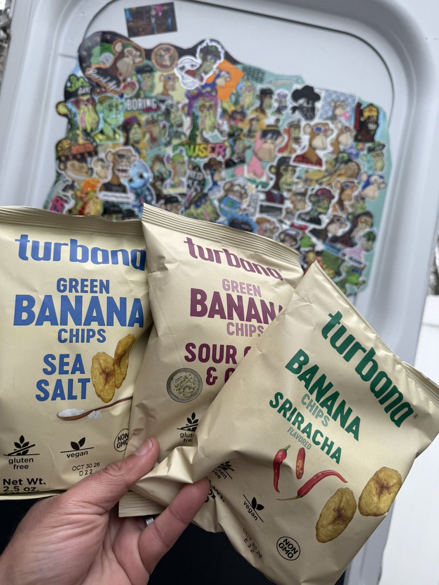 JCS Snacks🍌🧪 tweet media