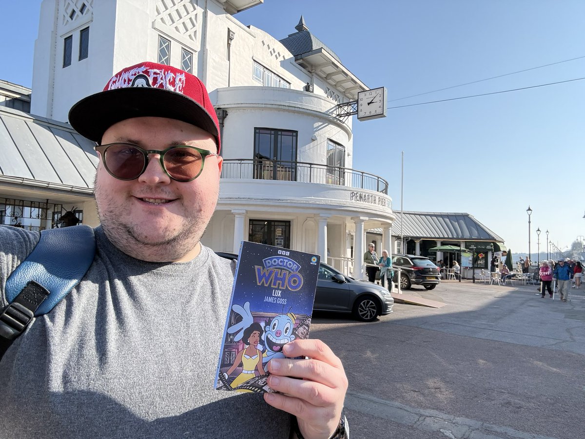 Doctor Who Positivity (Tom #IStandWithDavidTennant tweet media