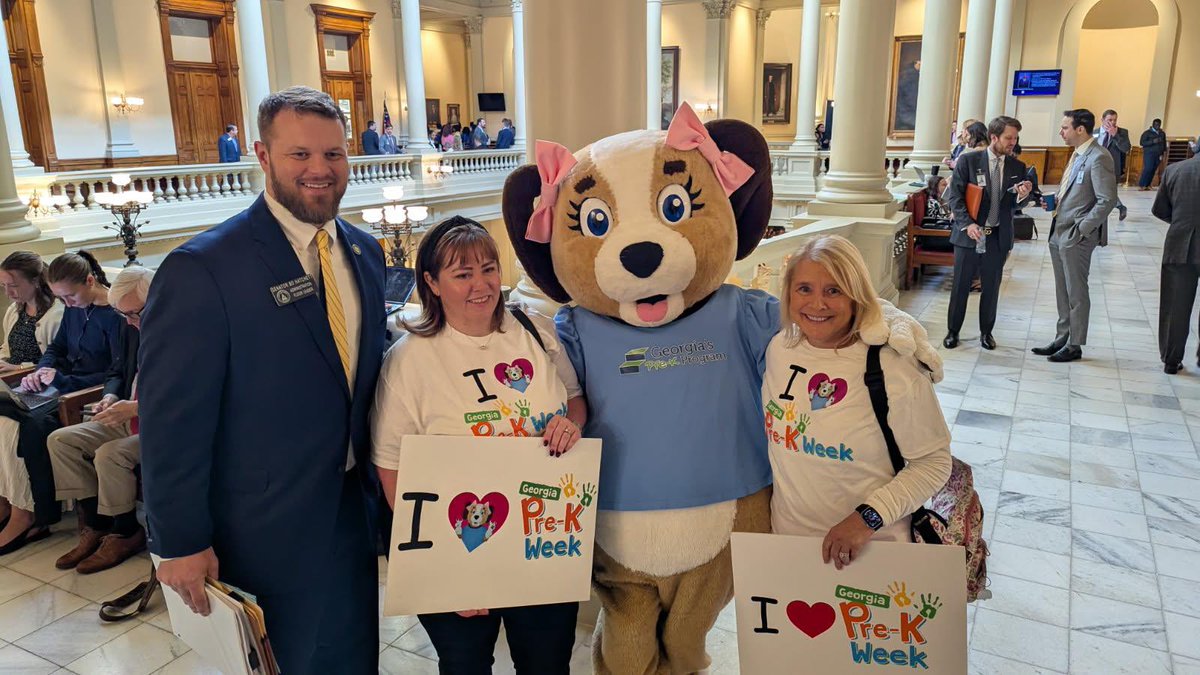 Amy M. Jacobs tweet media