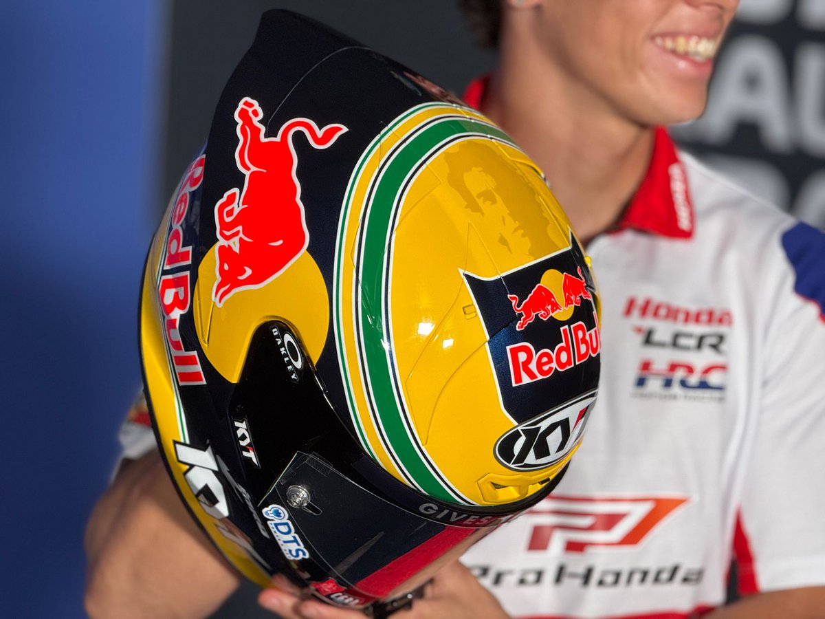 denkmit's tweet image. Diogo Moreira’s Senna tribute helmet for his first home race