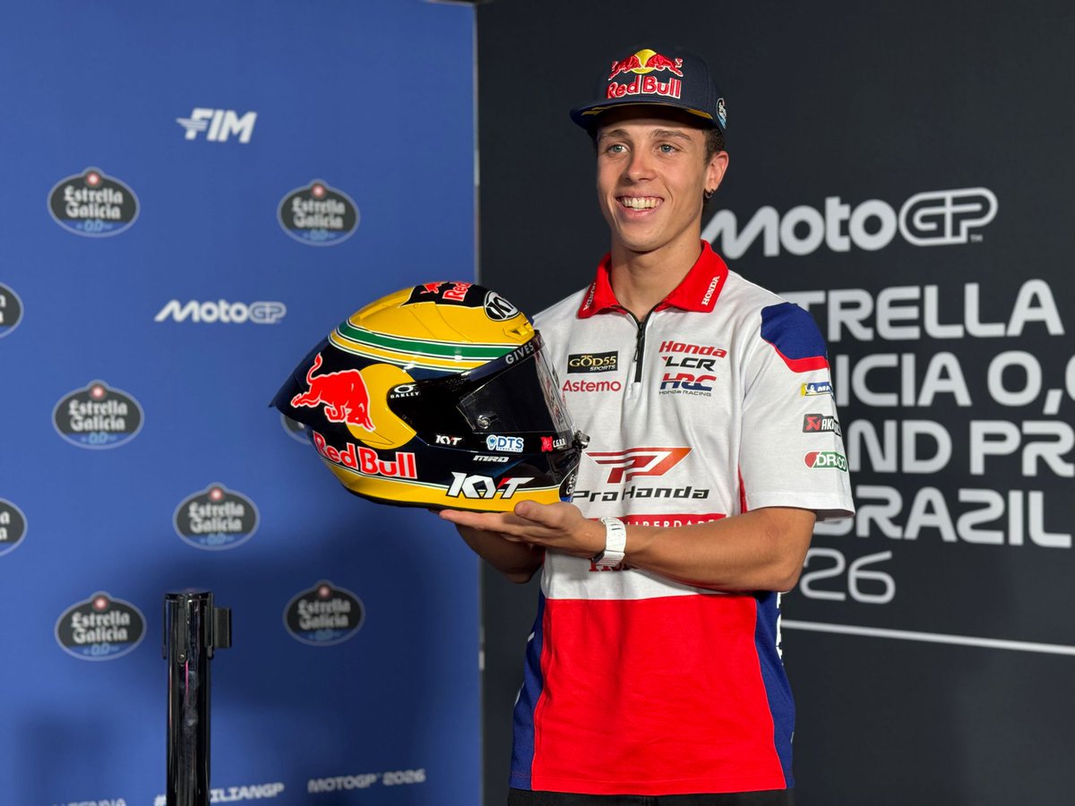 denkmit's tweet image. Diogo Moreira’s Senna tribute helmet for his first home race