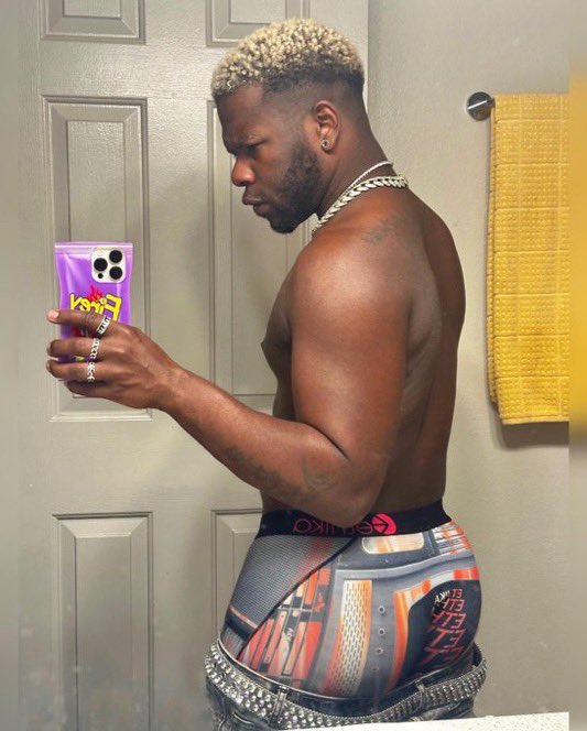 Taye Hefner tweet media