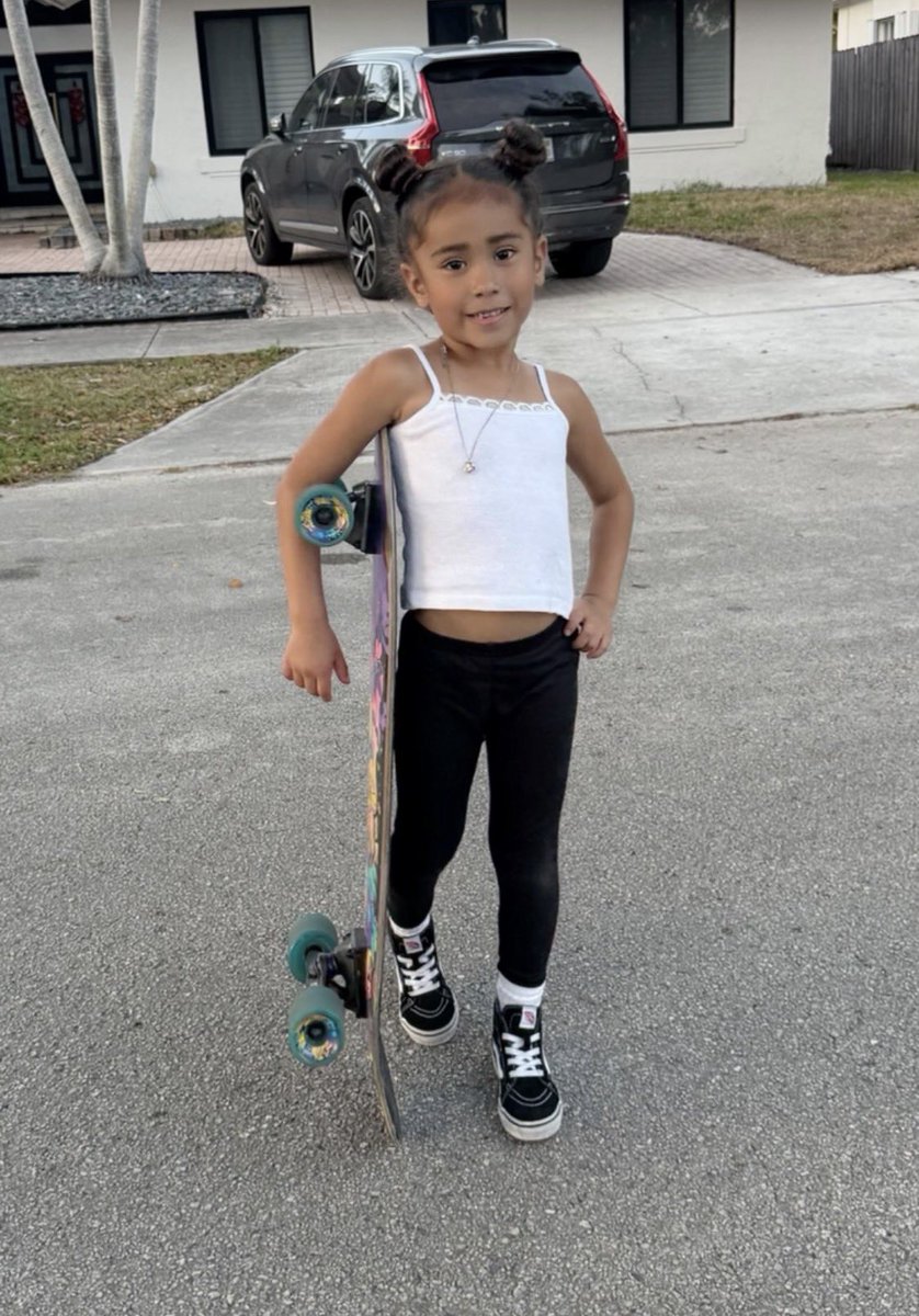 melissa Maria rose 😍🥰 tweet media