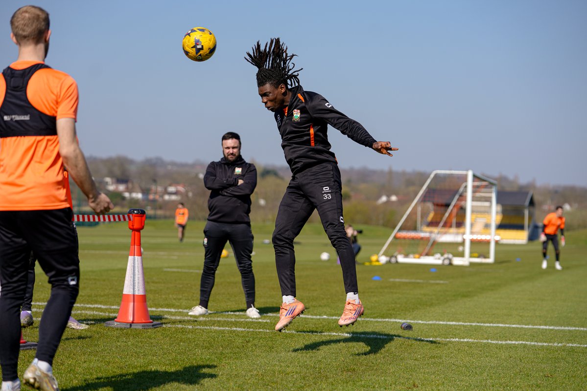 Barnet FC 🐝 tweet media