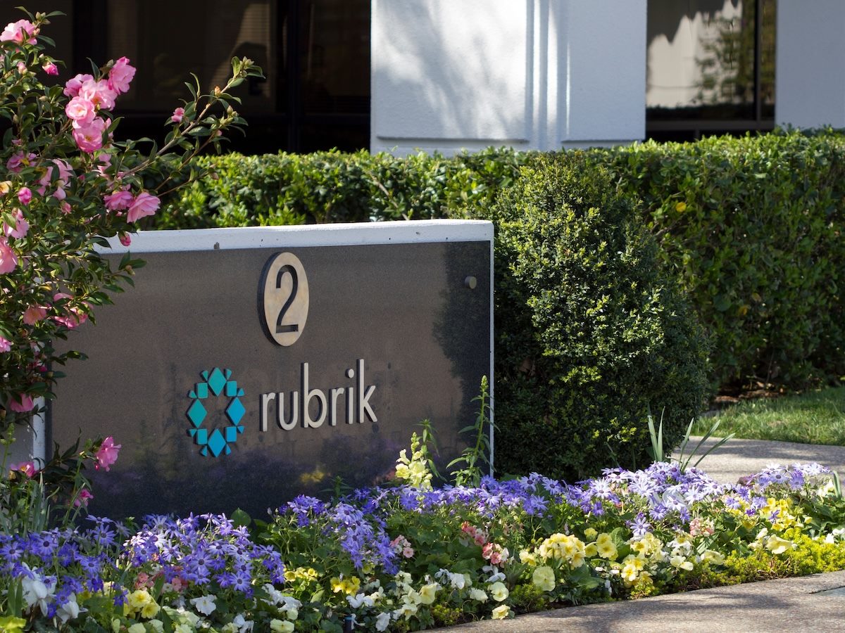 Reworked tweet media