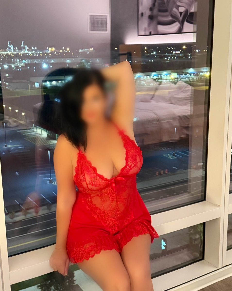 EmmaLane New Account. tweet media