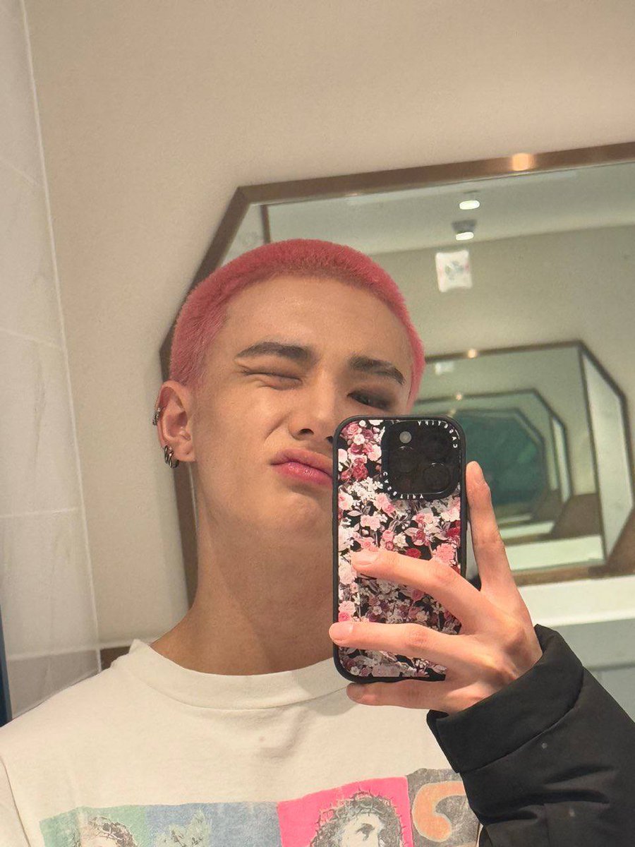 Eternal Love ♡ tweet media