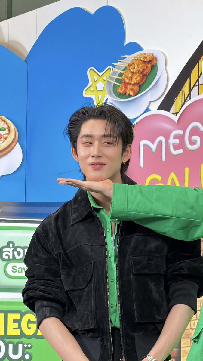 GrabTH's tweet photo. จังหวะวางอุ๋ง ธรรมชาติสุด ๆ ไปเลยล่ะ

GF MEGA GALE X WILLIAMEST
#GrabFoodMegaGalexวิลเลี่ยมเอส https://t.co/FW1Hl584gt