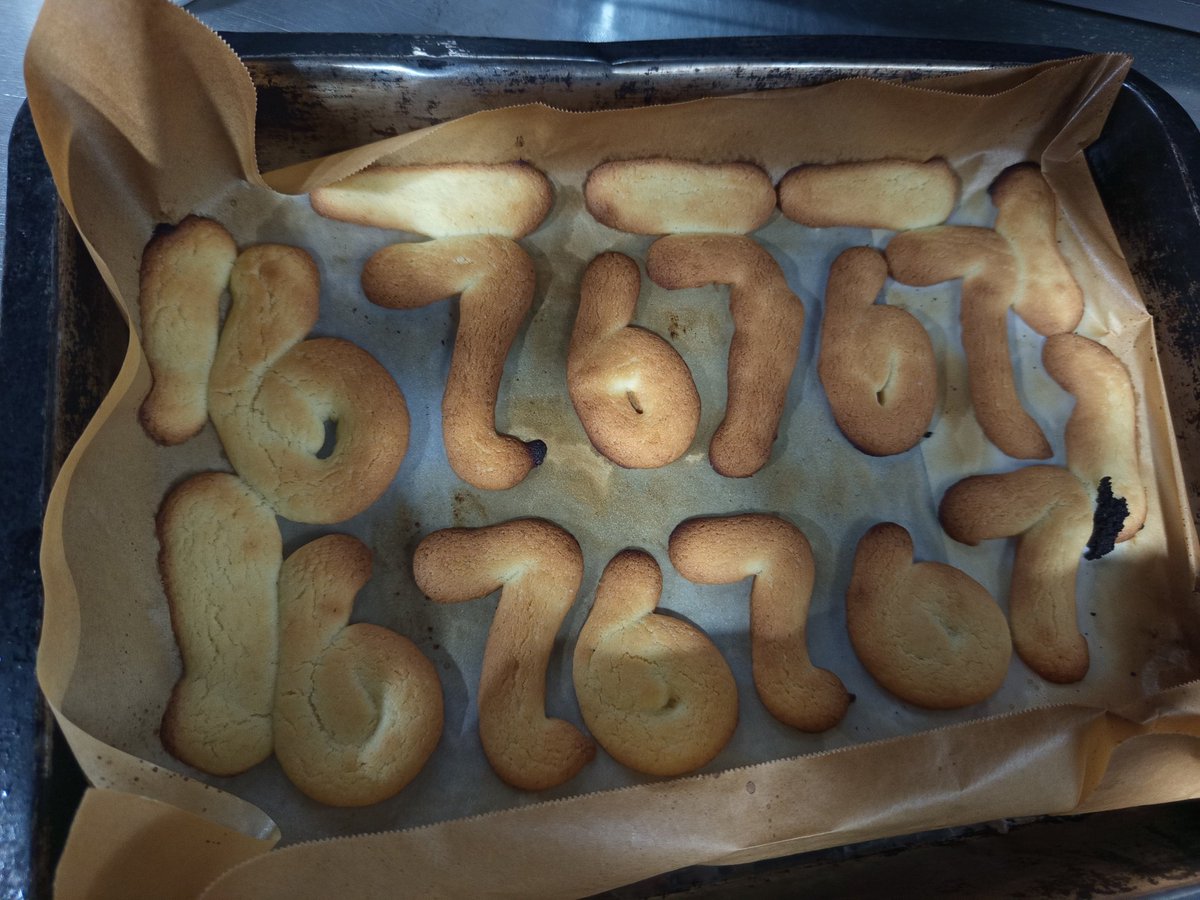 wenwen | Baby Vampire | tweet media