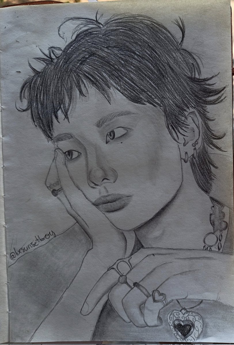 lixsunsetboy's tweet photo. Siempre serás mi inspiración Hyunjin <3
ETERNAL MUSE HYUNJIN
#현진아_너라는_계절을_사랑해
#HyunjinsCanvasOfLove
#HappyHyunjinDay https://t.co/9PRvsHXIbS
