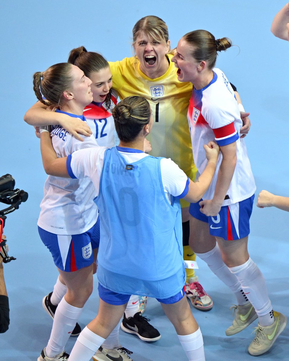 Lionesses tweet media