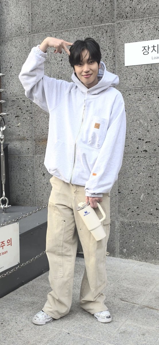 니에루보고싶다 잘지내구 있는거이니?