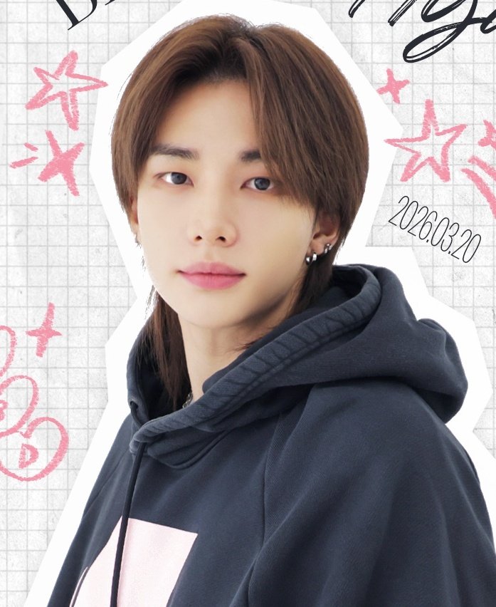 hyunchanstar's tweet photo. the way they dropped these at the same time DO NOT ASK ME ABOUT ANYTHING https://t.co/f55HacxFij