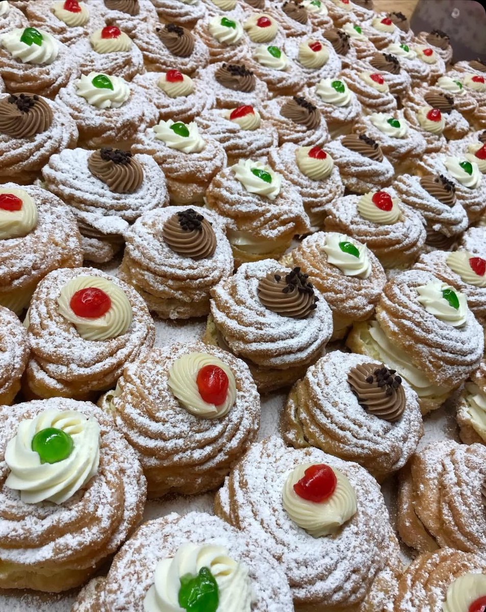 Elle Lookbook tweet media