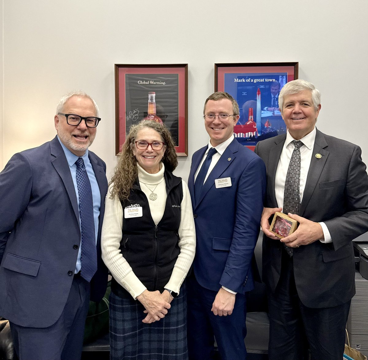 Congressman Cliff Bentz tweet media