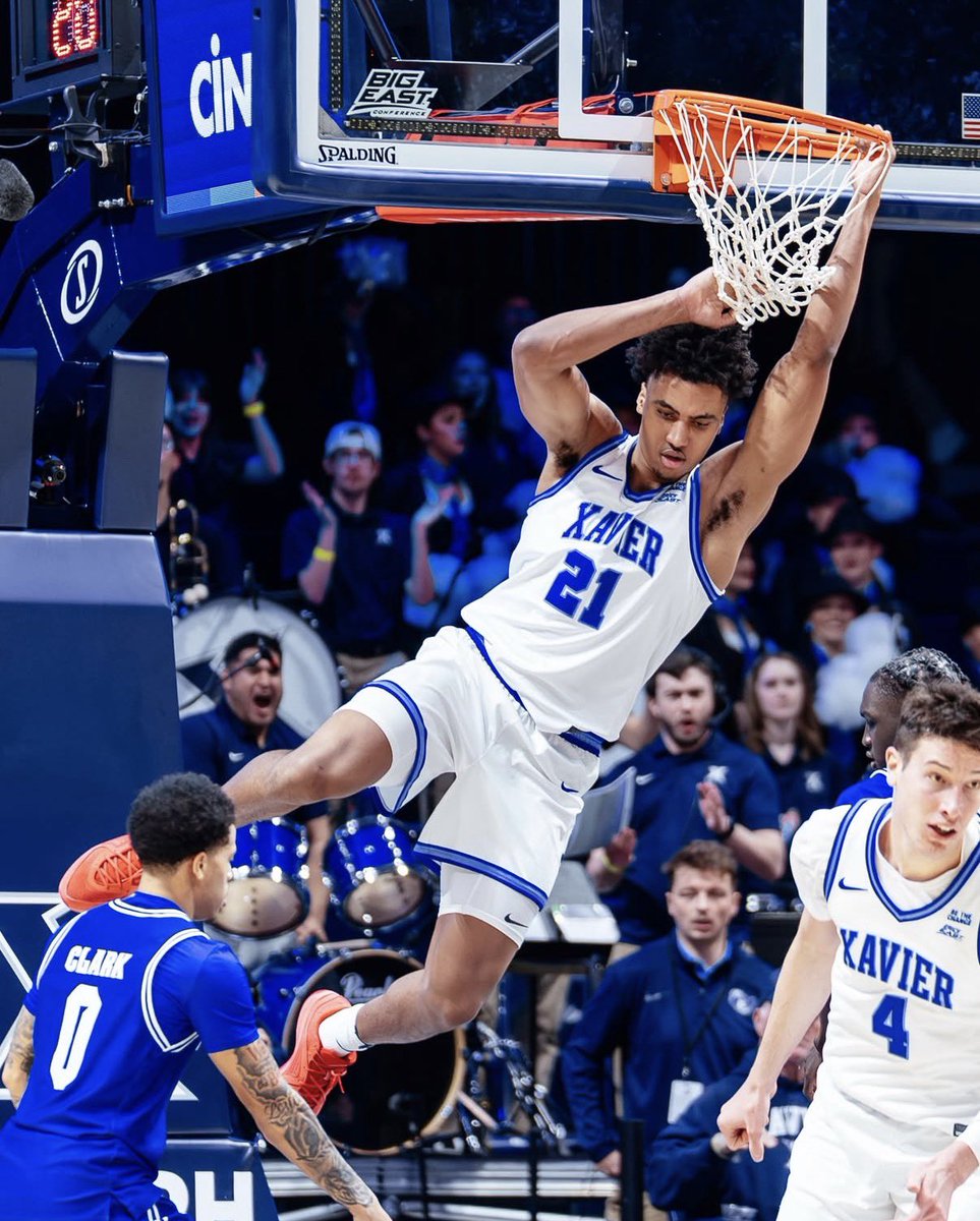 Tobias Bass tweet media