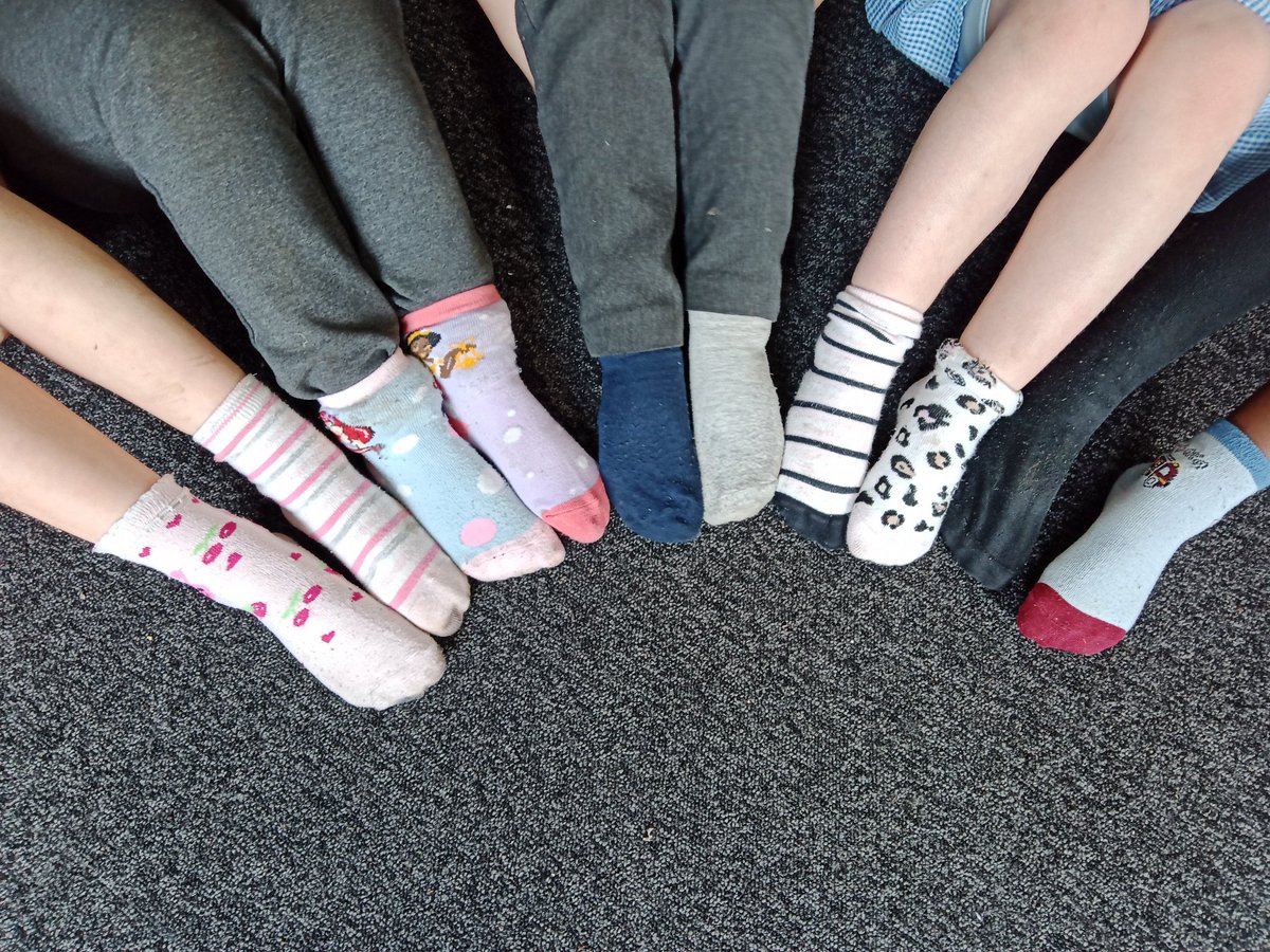 Miss Taylor tweet media