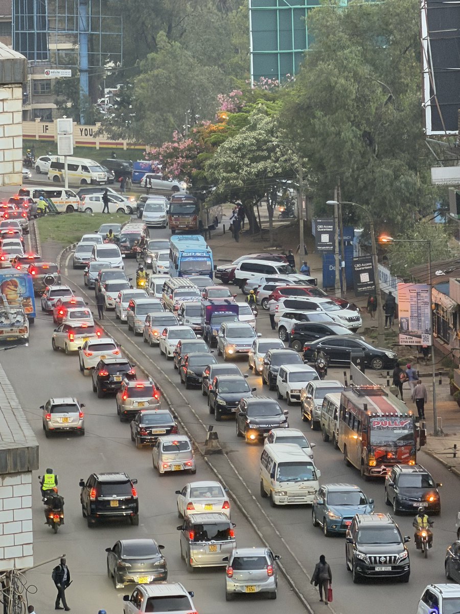 Ricky Customs tweet media