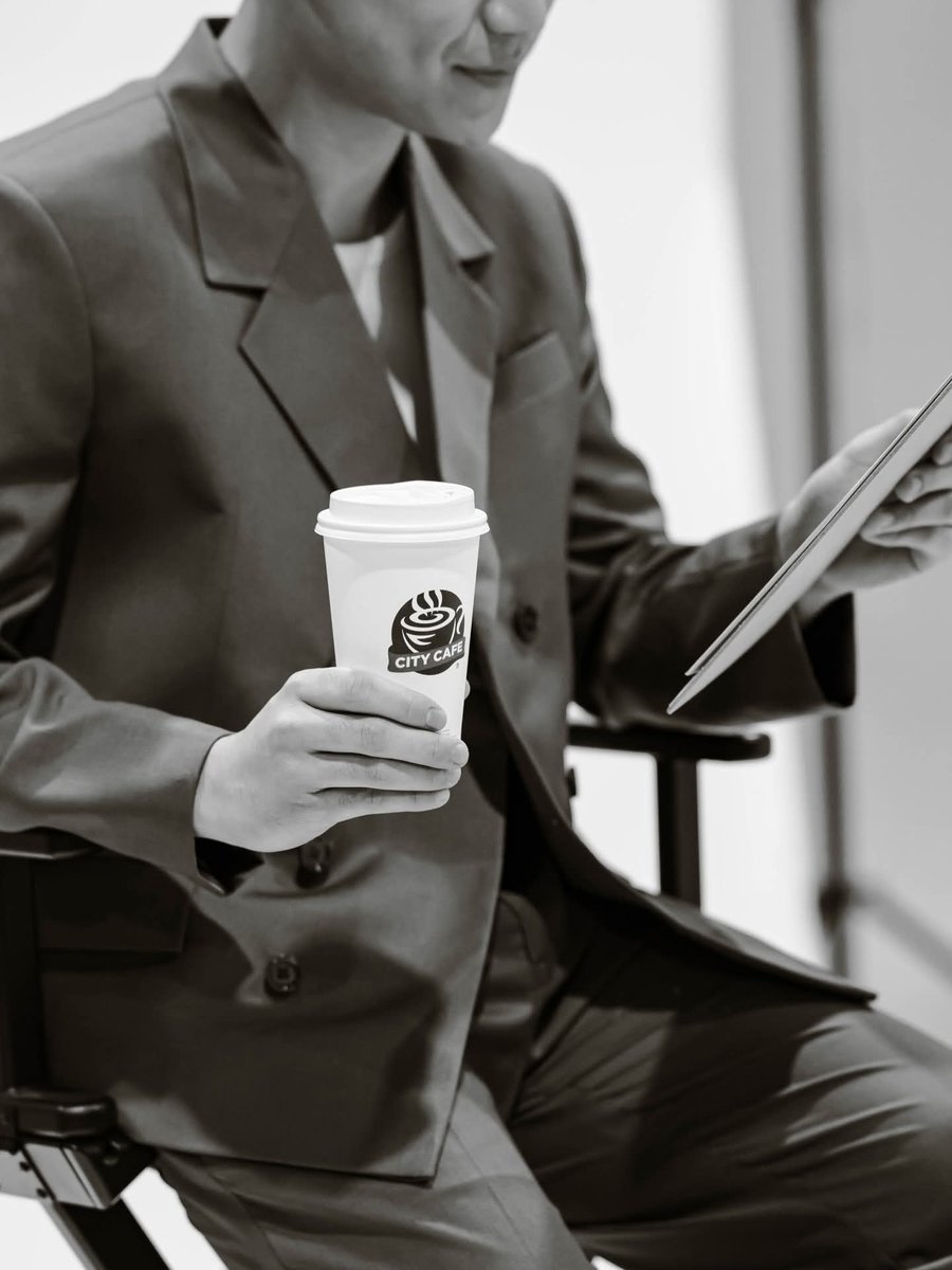 DARREN TRENDSETTER tweet media