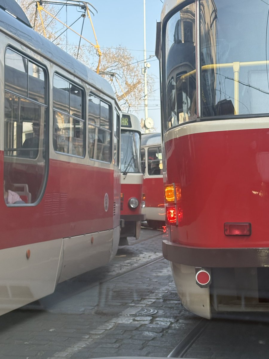 Greg Hands tweet media