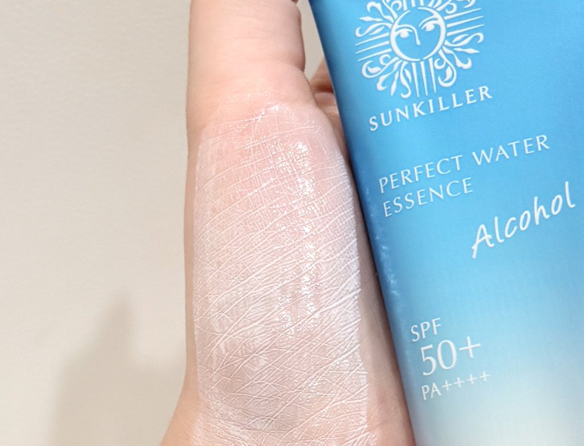 ttarntalzonel's tweet image. กรี๊ดดดด ได้ลองแล้ววว ☀️💙 กันแดดตัวใหม่ SPF50+ PA++++ เนื้อบางมากกก ทาแล้วซึมหาย ไม่เหนอะ ไม่วอก ใช้เป็นเมคอัพเบสได้ด้วย 😭 ใครกำลังหากันแดดดีๆ ตัวนี้คือเกินคาดจริง กัน UVA/UVB จุกๆ แถม alcohol-free ผิวแพ้ง่ายก็รอด
#Kissmethailand #KissmeSunkiller #Sunscreen