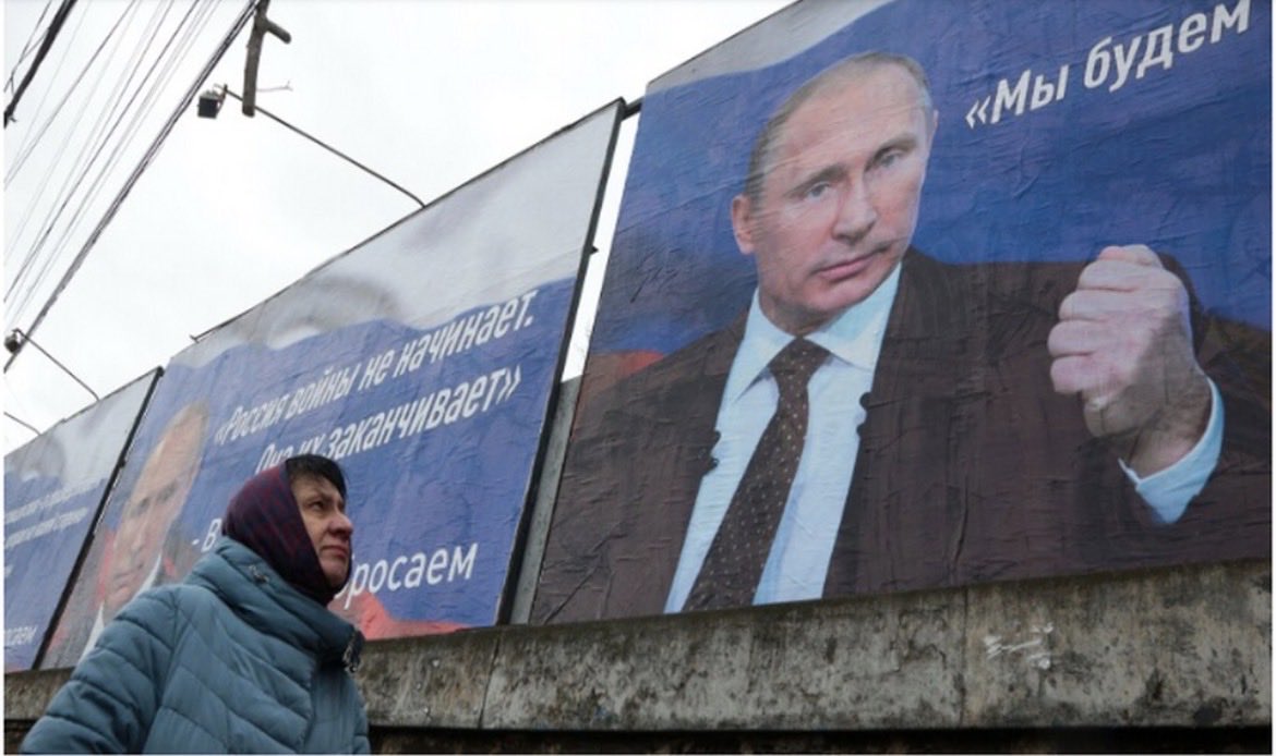 Thehistoriansqu's tweet photo. 🔥 Gaslighting Ukraine Part 11: How Russia’s Disinformation Works
#history #TheHistoriansQuarterly #Ukraine #Russia #genocide #Fascism #RussiaUkraineWar #bots #disinformation #RussianDisinfo

https://t.co/STSBkcAJJ9 https://t.co/VwKw7Cz3Gc