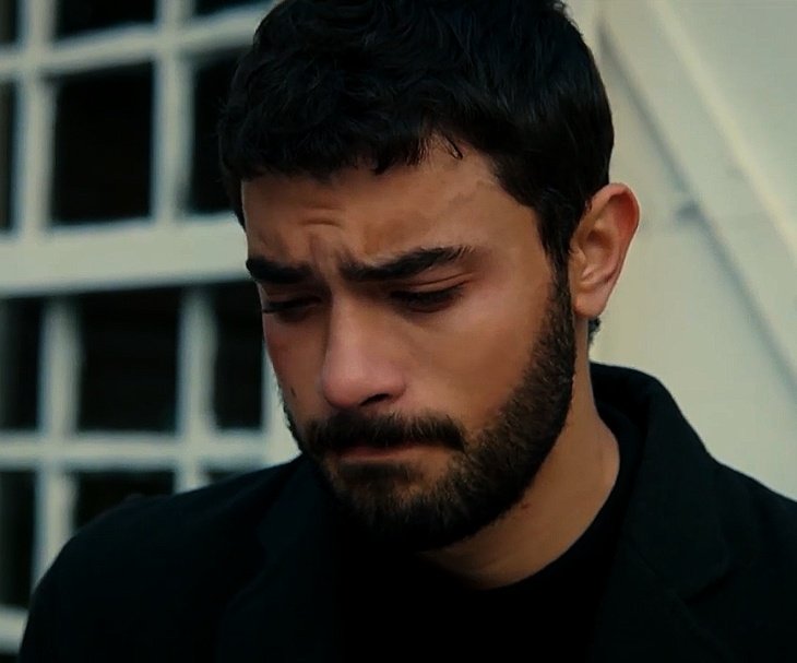 Bts dedo😔🤧

#Arafta #MerTeş