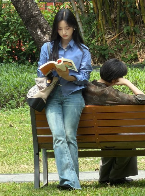 𝑺𝒉𝒆𝒏 𝒀𝒖𝒆 沈月 ☽ tweet media