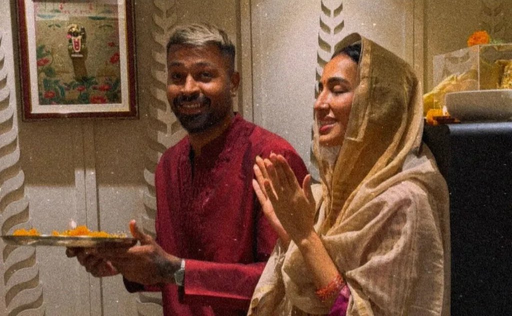 Gulmohar 🌸 tweet media