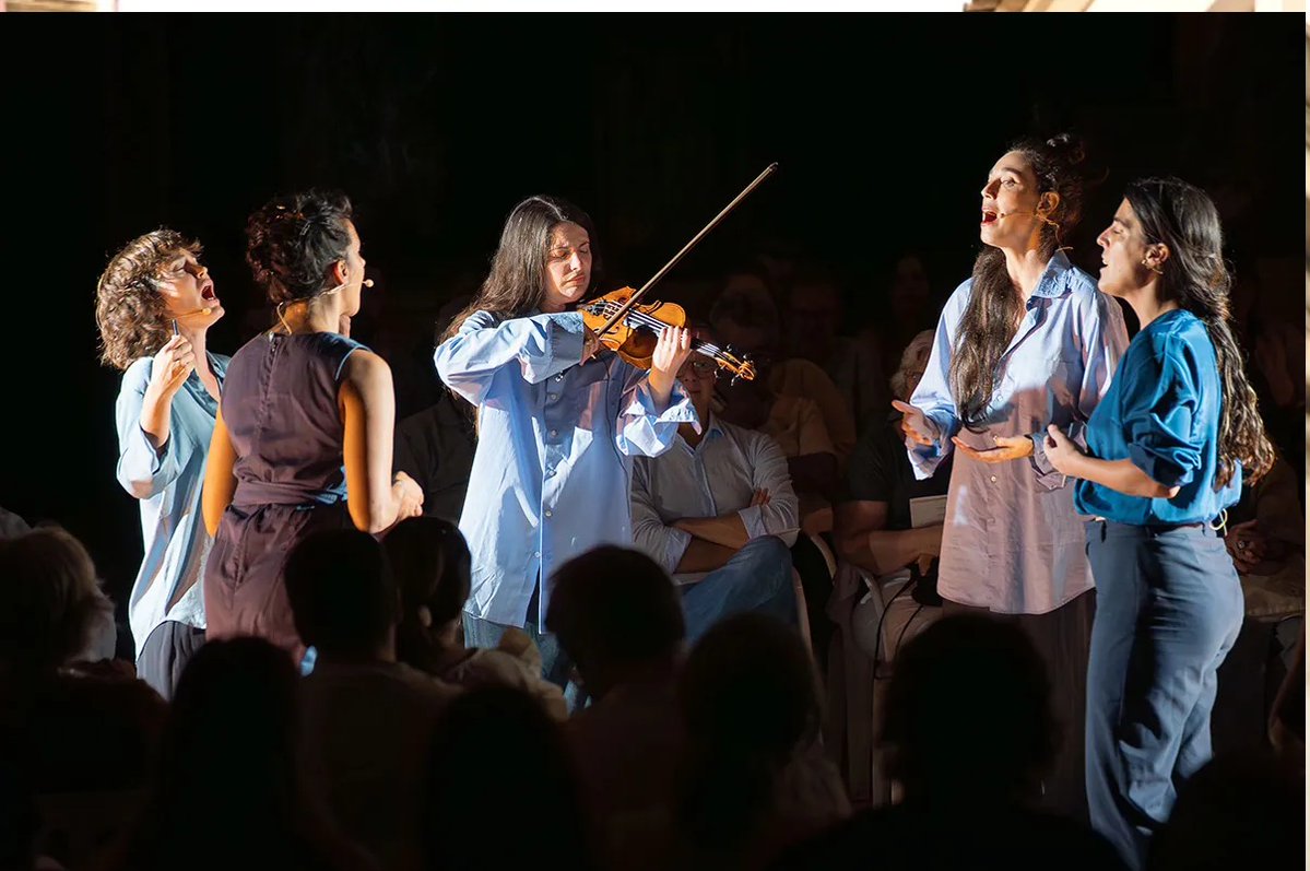 Tornaveu.cat tweet media