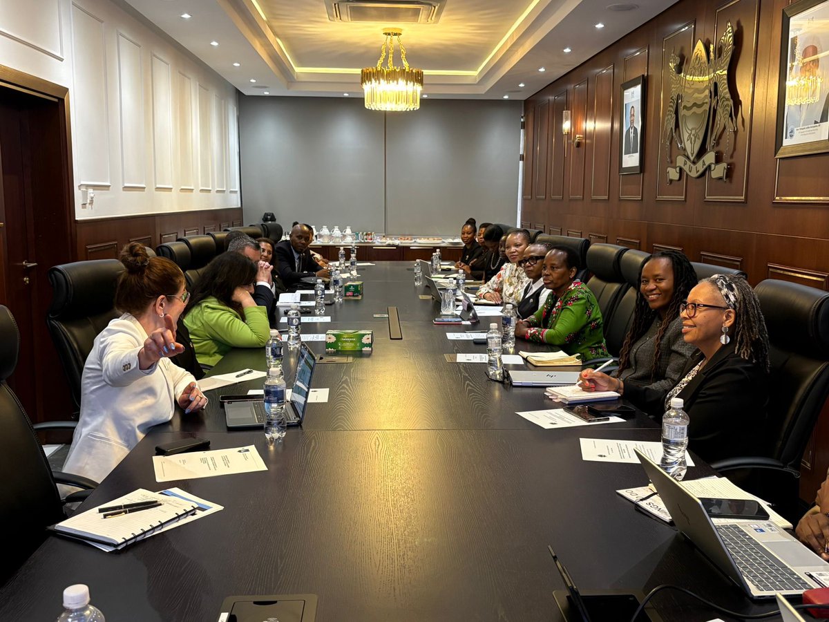 Canada in Zimbabwe tweet media