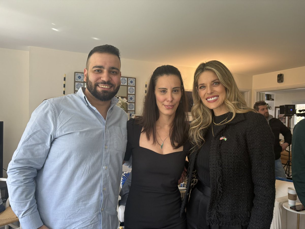 Jenin Younes tweet media