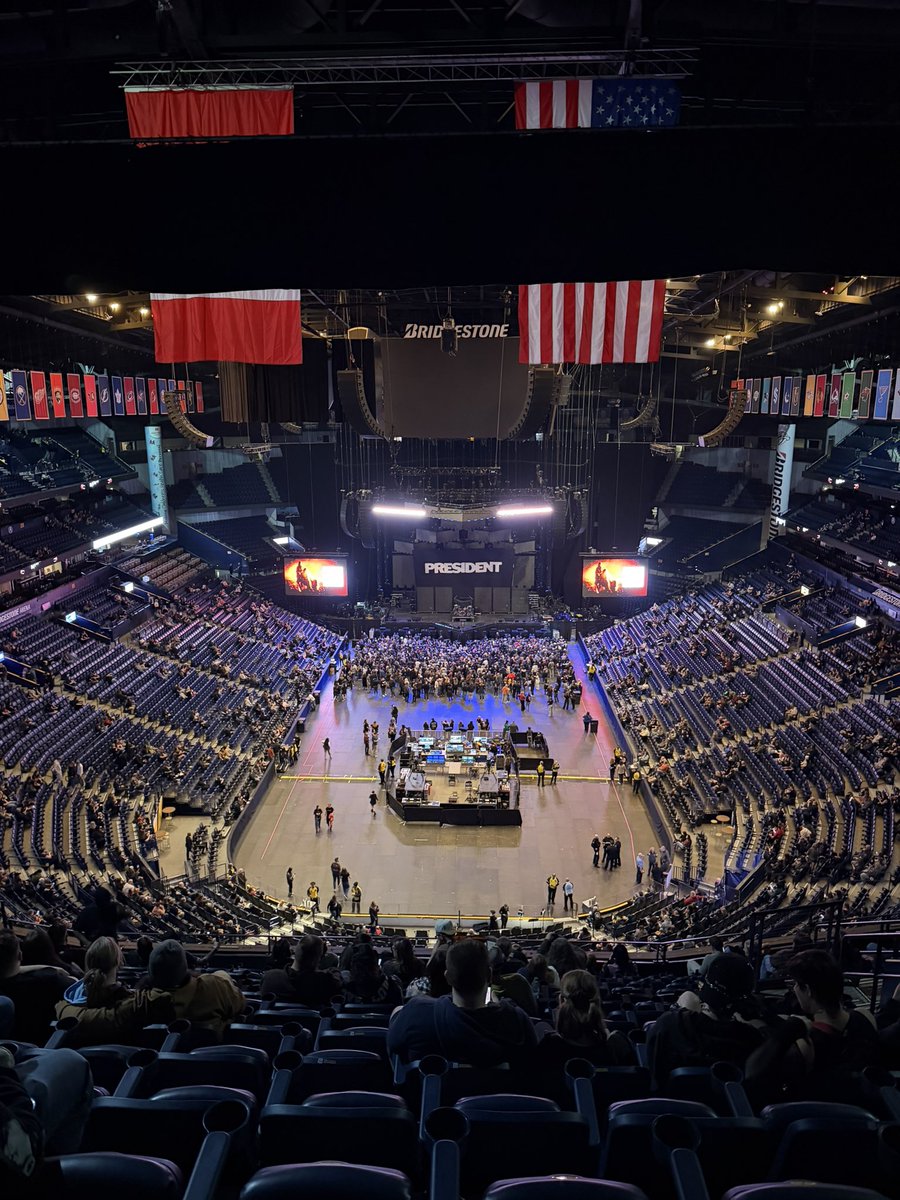 Size Queen Kat 😈 Fetish Lover tweet media