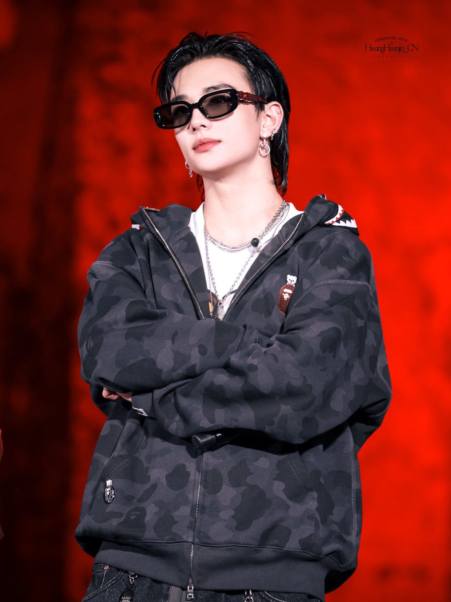 黄铉辰Hyunjin_中文首站 tweet media