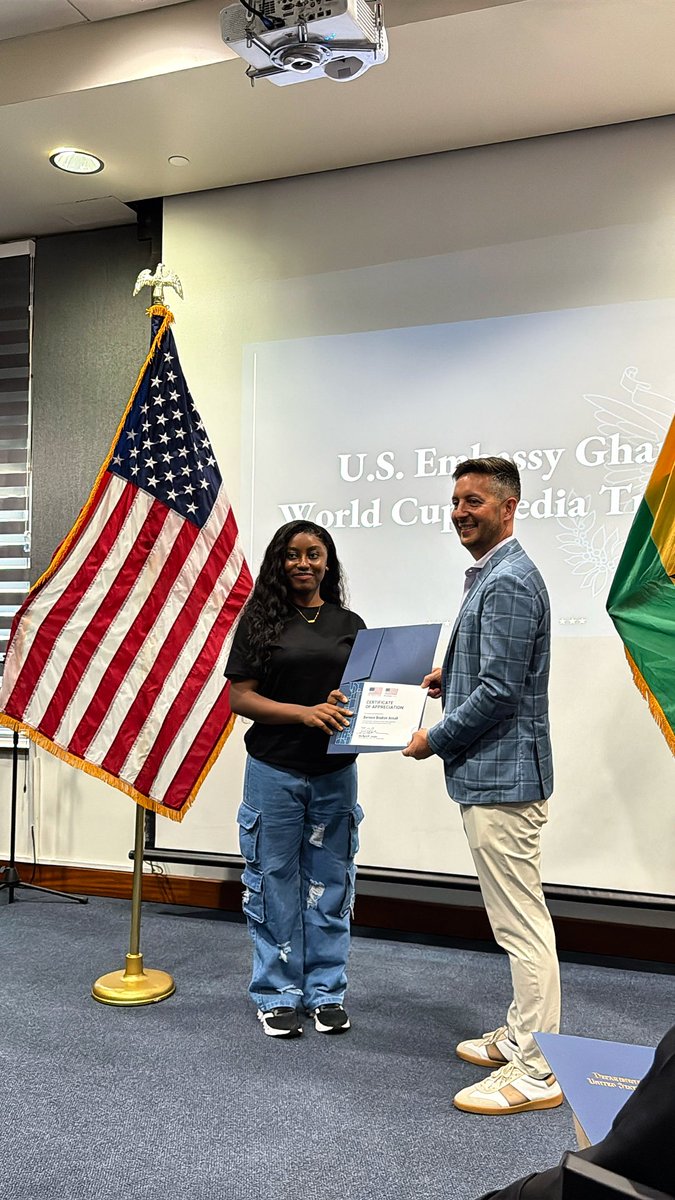 andy_ekebe's tweet image. Breakings 💫⚡; Beautiful Barcelona fan and a Ghanaian influence @theberneese joins the U.S Embassy 2026 World Cup Media Training❤️

#trendingtopic  #worldcup2026 #virałpost