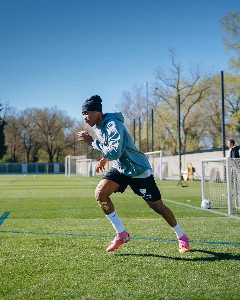 Owuraku Ampofo tweet media