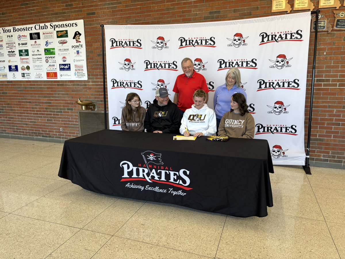 Ben Schmidt tweet media