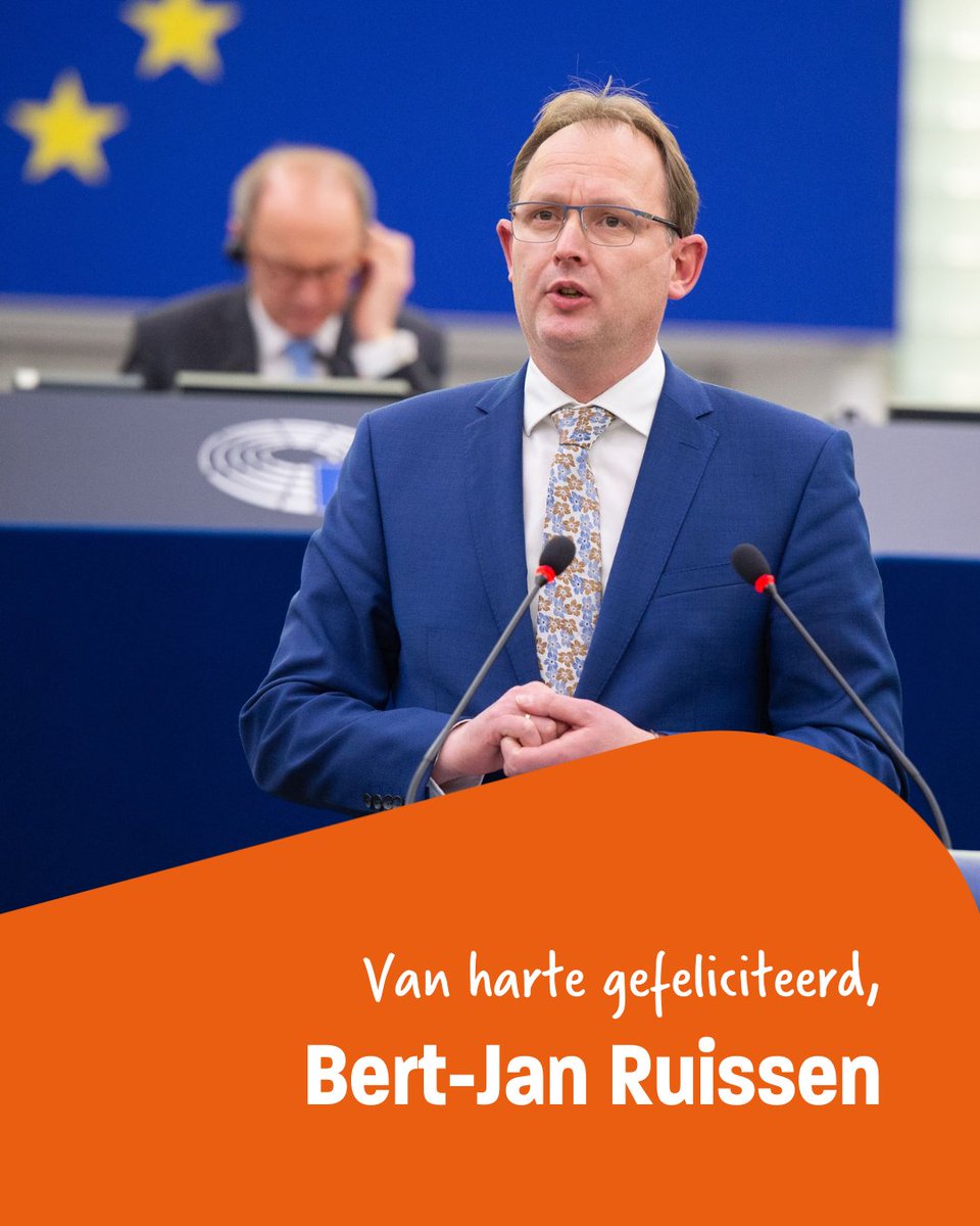 Onze Europarlementariër Bert-Jan Ruissen vierde gisteren zijn verjaardag. Namens #TeamSGP van harte gefeliciteerd en Gods zegen toegewenst voor het nieuwe levensjaar!

Ook een wens voor <a href="/hjaruissen/">Bert-Jan Ruissen (SGP EP)</a>? Laat het hem hieronder weten! 🧡