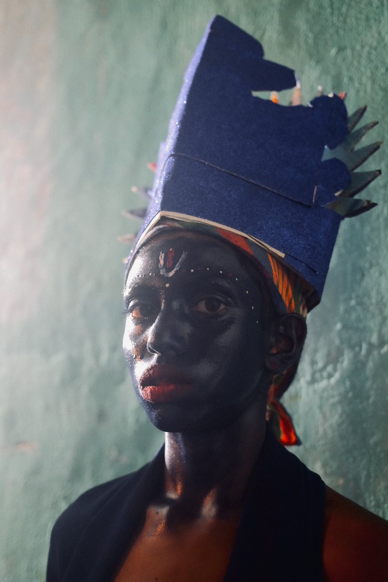 oddshotsgallery tweet media