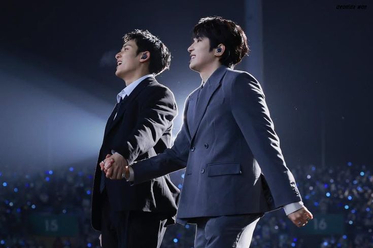 aki ☁️ tweet media