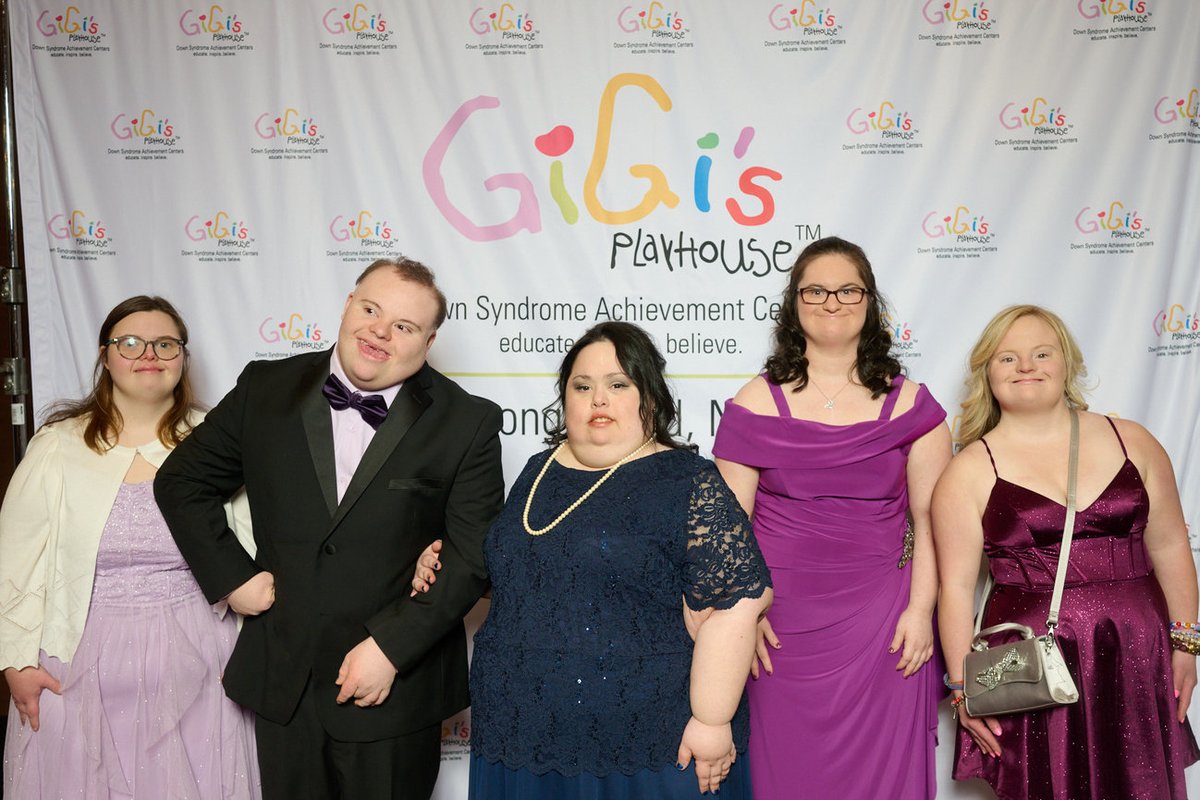 GiGis_Playhouse's tweet photo. World Down Syndrome Day is SATURDAY!

Our Playhouses in Westchester, Hillsborough, Nashville, Long Island, and El Paso are hosting galas to keep our programs 100% FREE! 🥂💙

There’s still time to support! Find your local gala!

#WDSD2026 #GiGisPlayhouse #Inclusion #GenerationG https://t.co/HXYeoblVv9