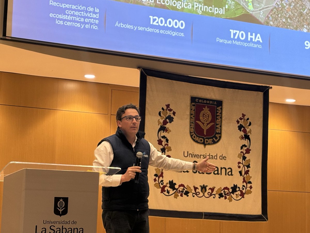 Lagos de Torca tweet media