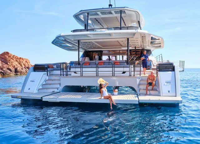 yachtsandliving's tweet photo. Alina Fountaine Pajot 80 Crewed Catamaran Charter in Greece
Crew: 5 • Guests: 10 • Cabins: 5 (1 Owner’s Suite, 4 Double Cabins • 5 Double Beds) • All En-Suite

#Yachtsandliving #CrewedYachts #CrewedYacht #CrewedCharters #Greece  

https://t.co/AhWQyn9t0G https://t.co/Atg9E1o8ez