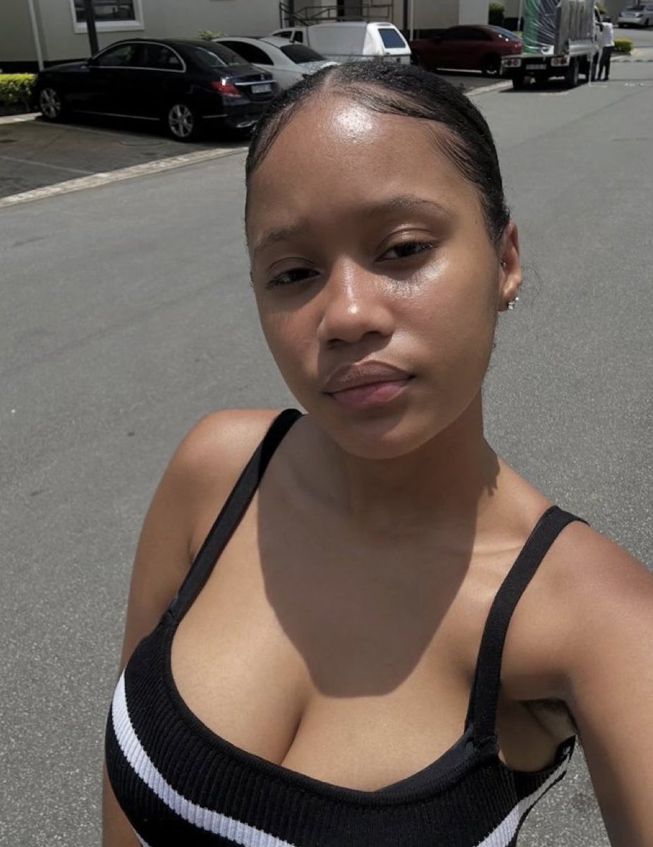 BAMIDELE🕊 tweet media